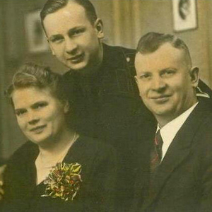 adolf reinholdt mit frau und gerhard reinholdt