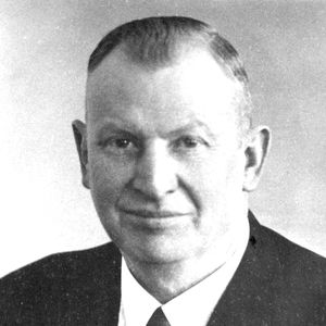 adolf reinholdt